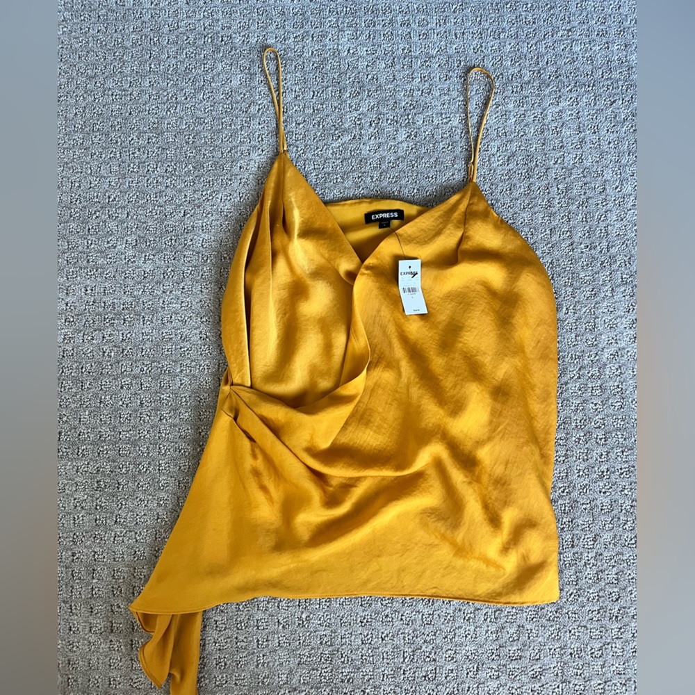 NWT Express top